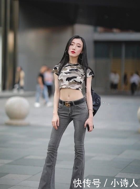 『感觉』简约又不乏时尚的美,淑女范的牛仔裤搭配,尽显你潇洒的一面