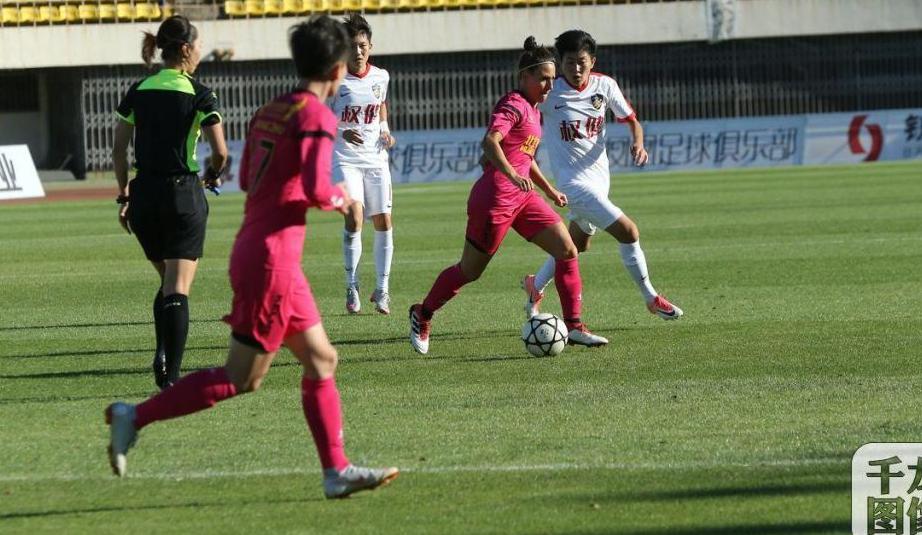 女超战报| 维罗妮卡角球直接破门 北京北控置业女足1:2大连权健