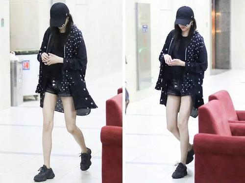 娜扎输给了关晓彤！不仅腿短，还九曲十八弯？