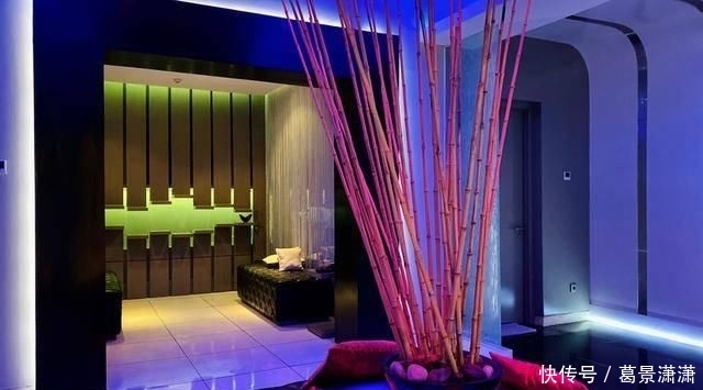 那一刻:在600多平的别墅房睡一晚是啥感觉?推开门那一刻就知道没白来