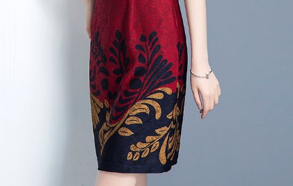 悄悄告诉你,小个子老婆穿这旗袍,婀娜多姿,小个子的旗袍梦