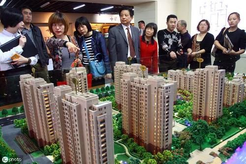  「养老金」多高的养老金才能满足退休生活？为什么有些人4000都