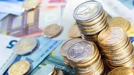 为什么6.8元人民币才能换1美元？货币是怎样计价的？