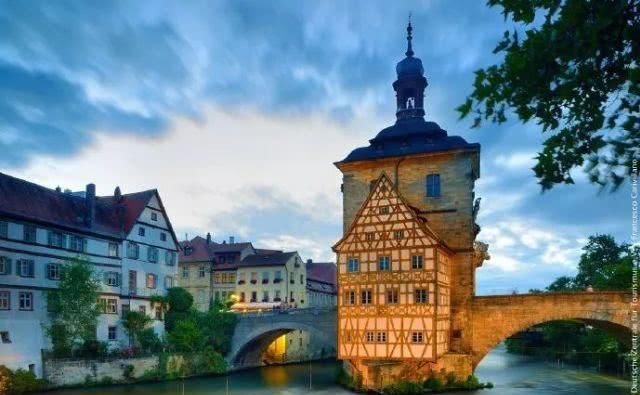  『中世纪』60几岁的古城堡之途为什么能一直维持“青春年少”？