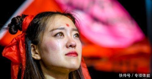 【中年人】旅行之歌痛仰《公路之歌》,中年人的自驾旅行标配歌曲