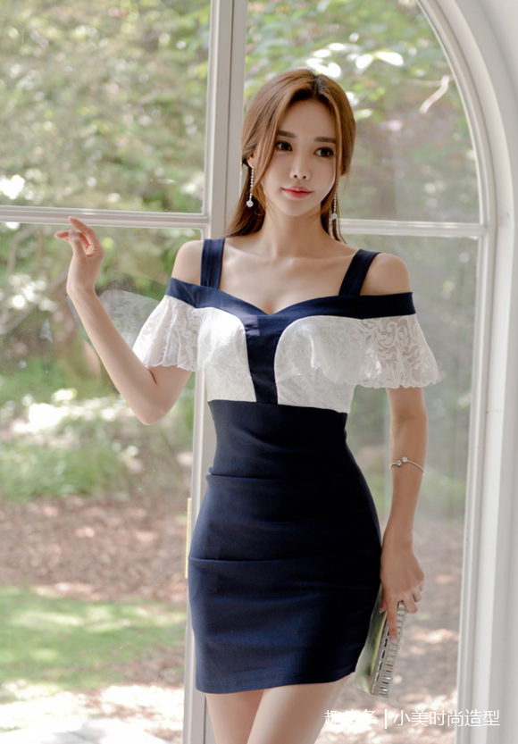 “包臀裙”+高跟鞋，性感又美丽，美丽一整夏！