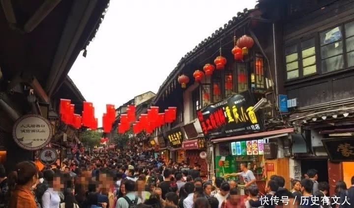 五一从全国各地传回来的照片,太可怕了