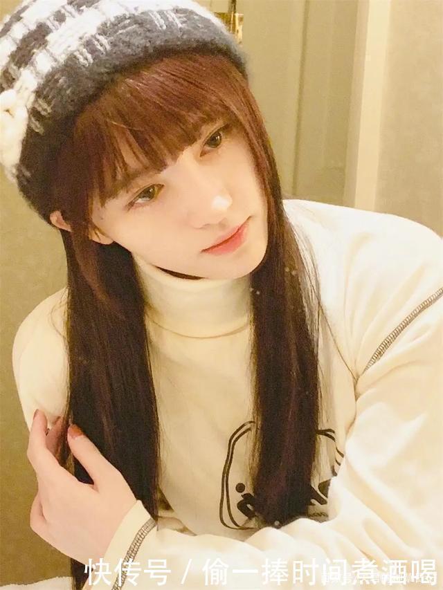 『女性为』上了年纪的女人,少留这4种“发型”,不仅显脸大,而且很显老