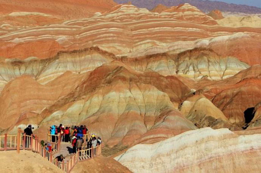 众多景区下达“逐客令”,这些年我们毁掉多少世界级美景?