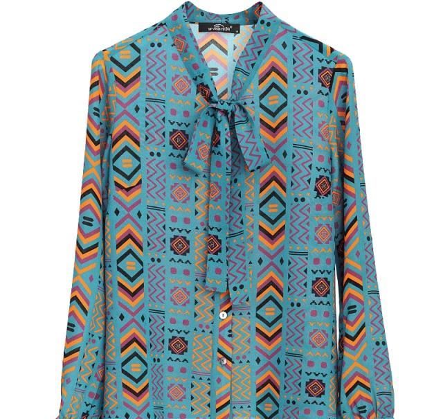 装新款:建议:70后妈妈们,过年打扮嫩点,学下图这样穿搭,洋气超减龄