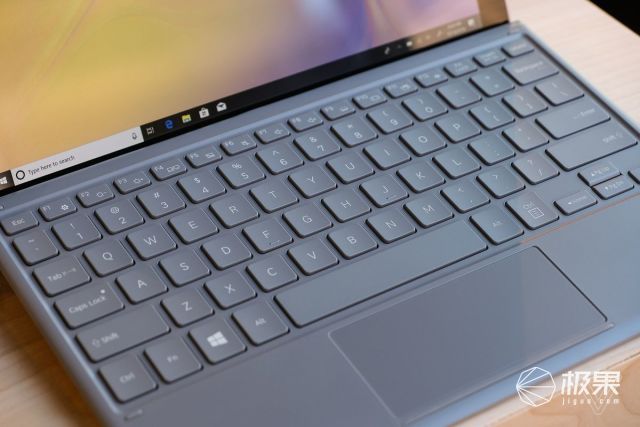 对标Surface Pro 6!三星Galaxy Book 2发布，售价6945元