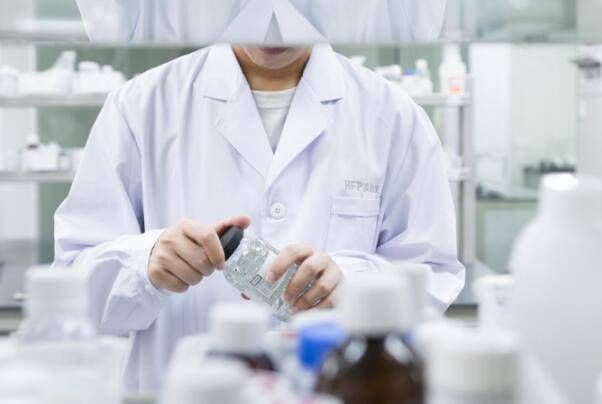 HomeFacialPro牵手王一博开启成分护肤时代