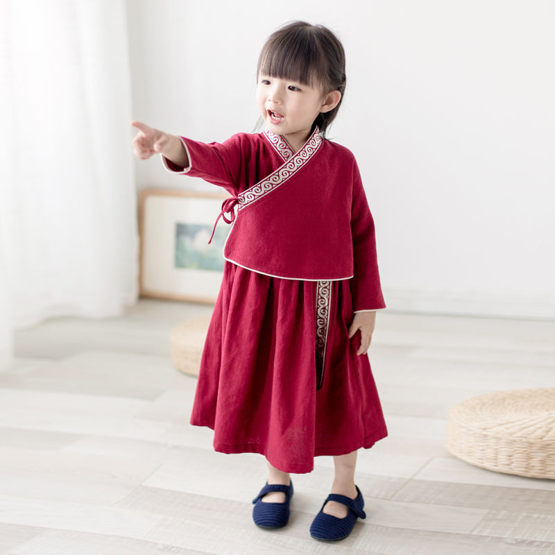 有这些潮童装，让你看起来非常的洋气，这才是现在最漂亮的秋装