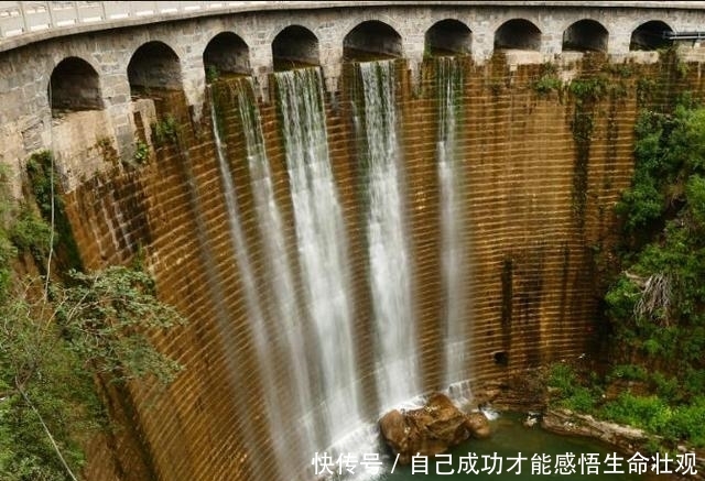 建在“井底”的村落，距今已有千年之久，外来游客还不能留宿