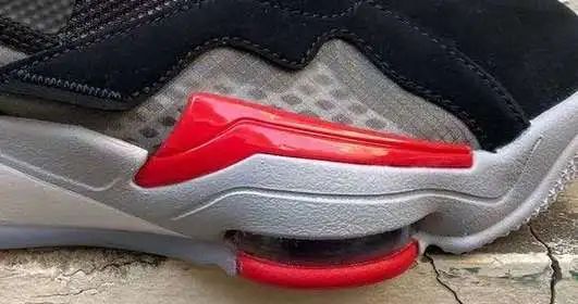  Nike：致敬老款成主旋律？Nike和Jordan两款全新实战鞋曝光！