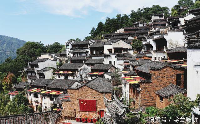 「青年眼中的世界」挂在山崖上的篁岭古村