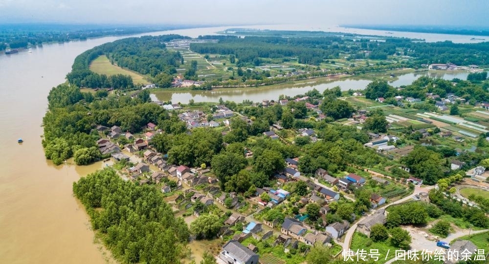长江铜陵段水位持续上涨 安徽铜陵全力迎战洪峰