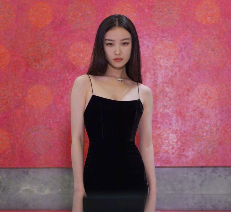 一周造型红黑榜:女明星剃个寸头?可行么