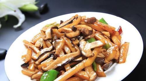 「白菜」一家人团聚三餐别将就,教你几道菜,轻松在家当大厨!