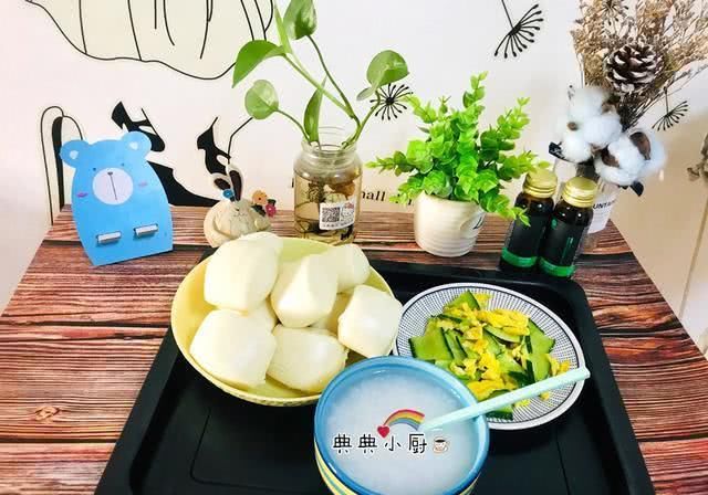 『家里』晒一下我们家一周早饭,盆友说:怪不得小孩在家里授课不烦神,吃得好
