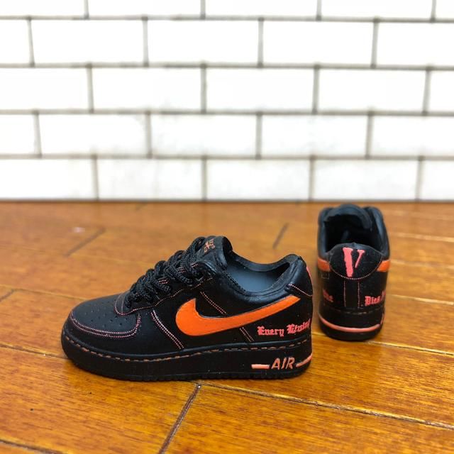 帅气又可爱!你一定没见过这么精致的 mini 球鞋!