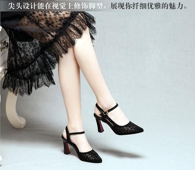 尖头细跟，显瘦的高跟鞋让女人的双脚更迷人!