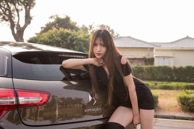 美女驾日必须来几张图