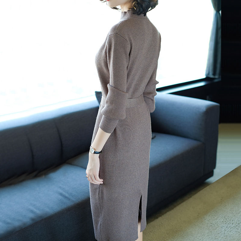 国庆中秋将来临，精致秋裙备好没?不妨试试这些款，美的让人着迷