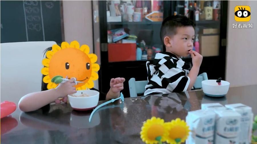 何洁儿子被恶意造谣:多少丑陋闹剧正重复发生