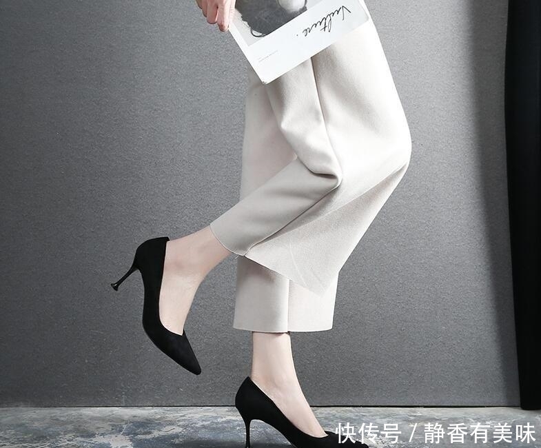 女人|尖头浅口高跟鞋,修饰脚型线条,展现女人轻熟的淑女范