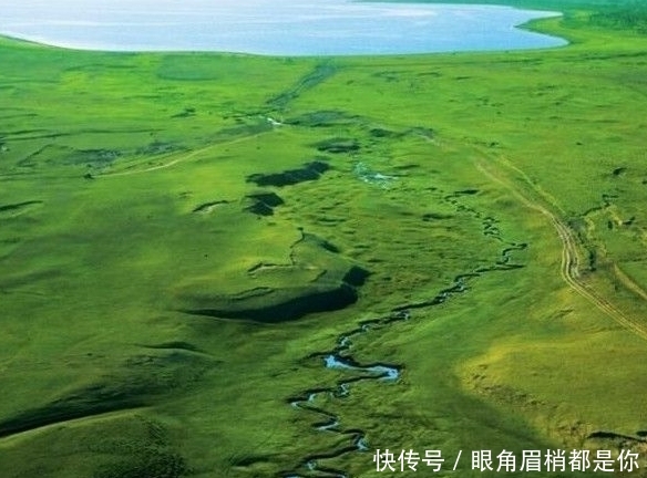 全世界最窄的河流!大鱼要挤着游过去,可谓中国第一美!