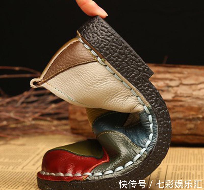 42岁老婆从不穿裙子，天天穿这运动套装，年轻10岁，超显美嫩