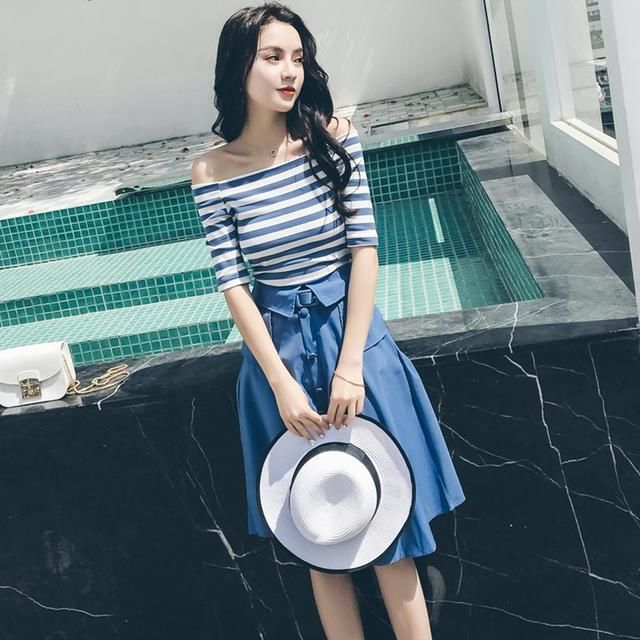 最近上新的半身裙套装几乎不挑年龄，减龄吸睛，美得出众还更性感