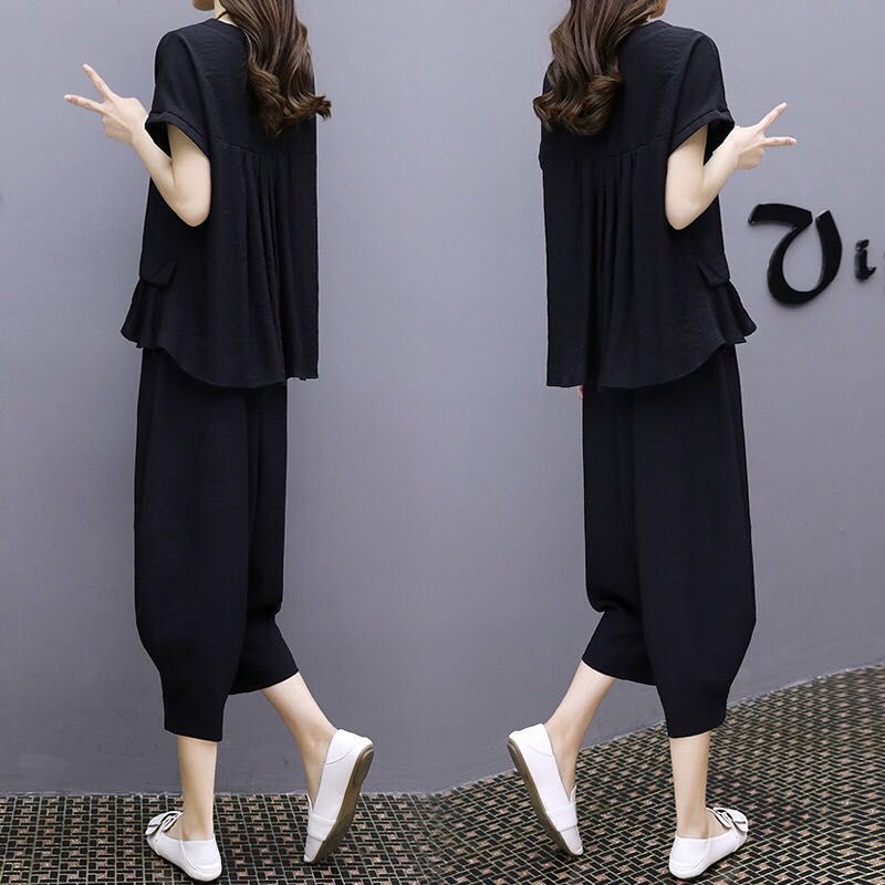 有一种套装叫:阔腿裤套装，上身修身显瘦又遮肉，老婆爱不释手