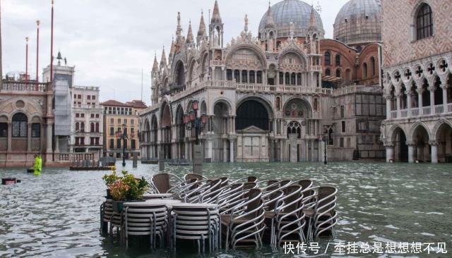 威尼斯一周三次被淹,洪水因气候变化“变咸”恐长期侵蚀古迹