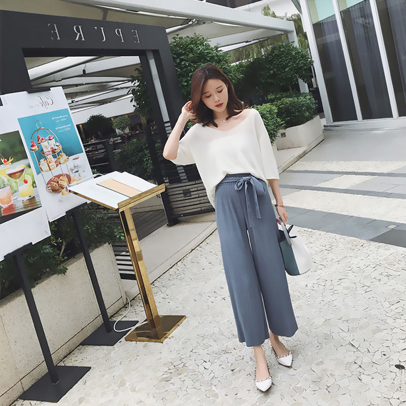 三伏天再穷也得打扮，看看新出炉的阔腿裤套装，上身显气质又靓丽