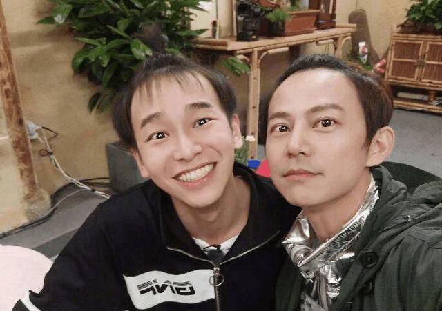 对于杨颖假吃的话题，彭昱畅的回应情商太高不愧是何炅力荐的