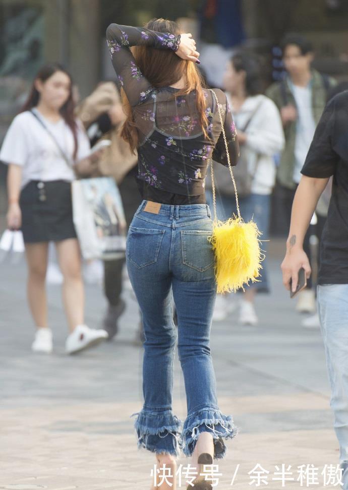 轻松|确认过眼神,还是牛仔裤穿起来更省心,帮你轻松提升外在美