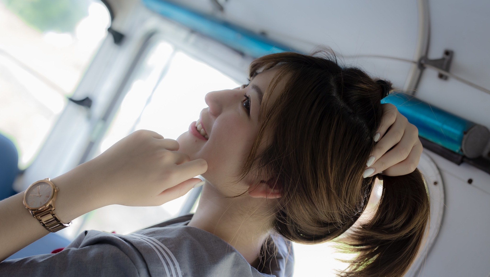  [写真]美女写真图集第56期：靓丽美女林温蒂校服写真上