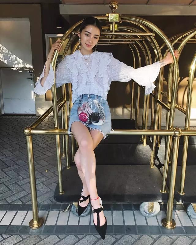 衬衫年年买，这件最出彩！