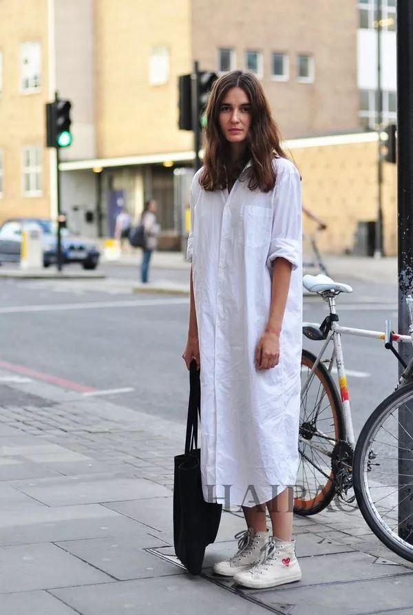 夏天就要穿清爽的白色!小白裙小白鞋穿起来又瘦又仙!