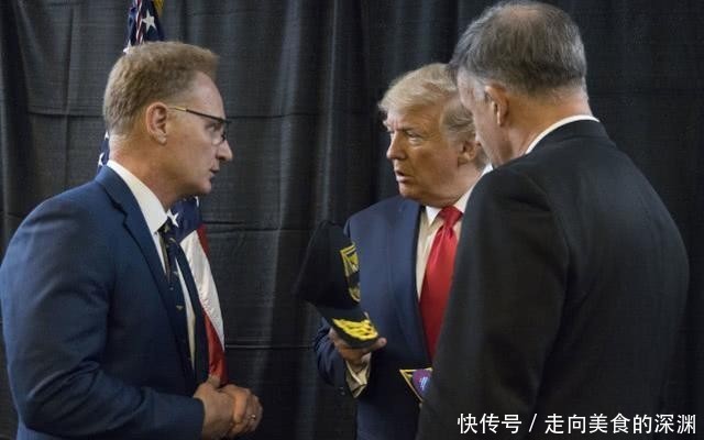  美军：美军高官：航母任务最优先！克洛泽舰长很愚蠢，舰员没义务爱戴他