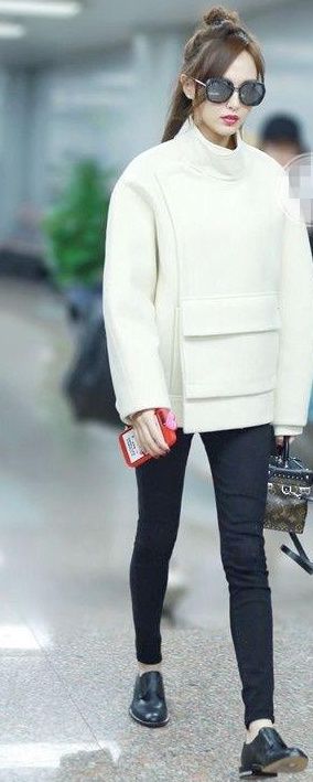 唐嫣未PS照流出，满脸雀斑气质全无，女神也经不起素颜考验啊!