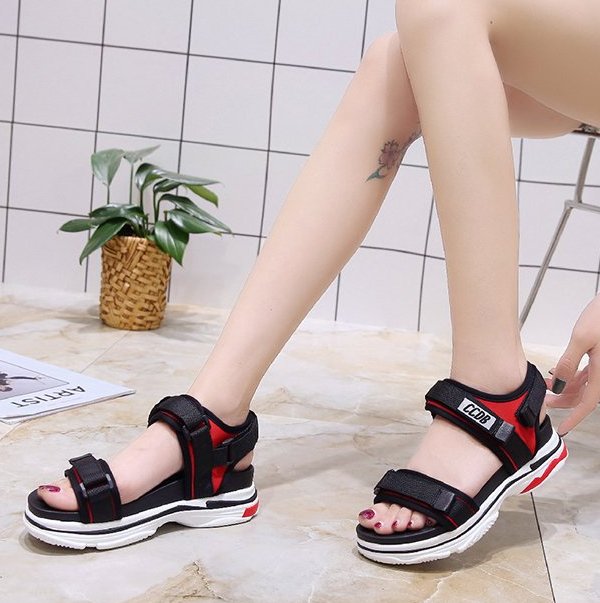 去海边、沙滩别光脚，上市新款沙滩鞋，适合美女，保护脚丫嫩嫩滴