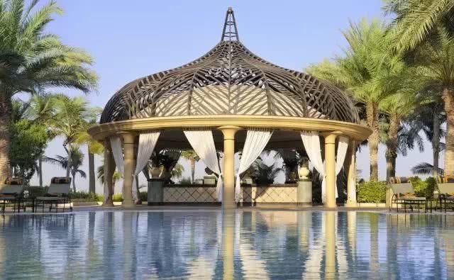 全球38家顶级奢华品牌酒店，你睡过几个？