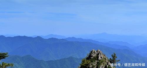 中国广袤的土地上横亘着一条巨龙，不是长江不是黄河，你知道吗