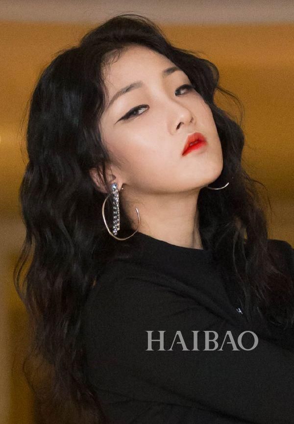 学习| 魏姐戏外咋变香肠嘴了?唇形修正手册了解一下!