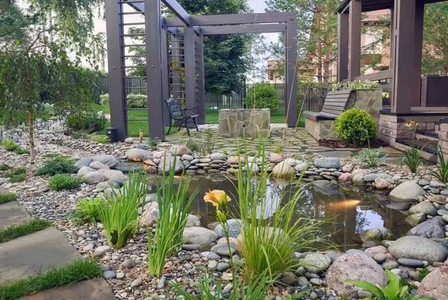 精选 | 32个别墅花园养鱼池设计方案