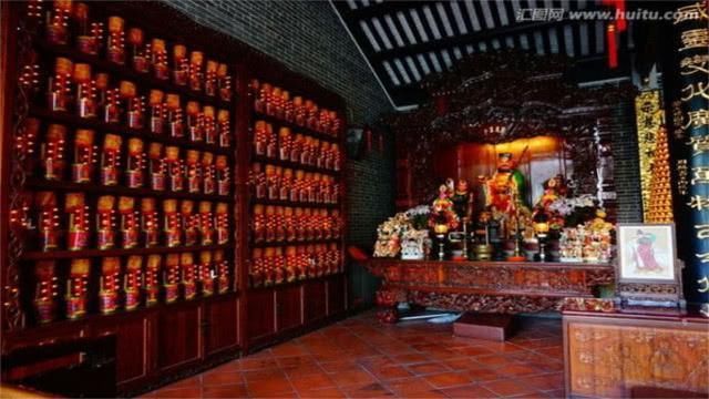 寺庙中为什么禁止游客对佛像拍照知道原因后，大家都不敢再拍