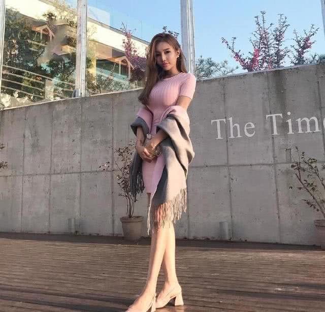  时尚|络绎不绝的街角时尚，总有一份美在等你